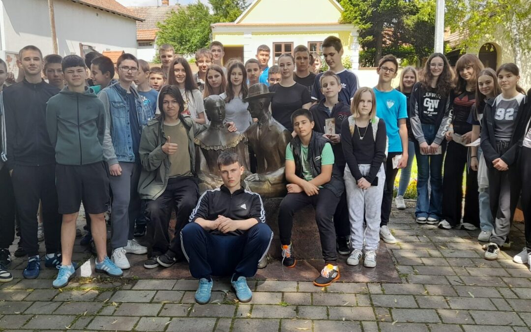 Učenici 7. razreda posjetili Rodnu kuću književnika Ivana Kozarca