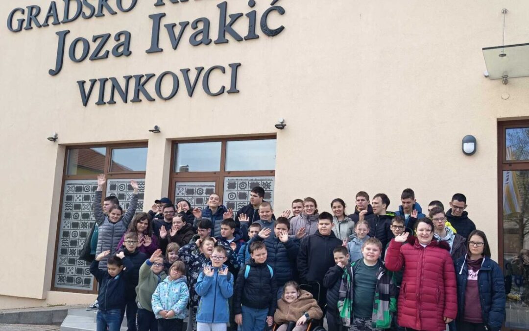 Posjet kazalištu Posebnih odjela povodom Lutkarskog proljeća