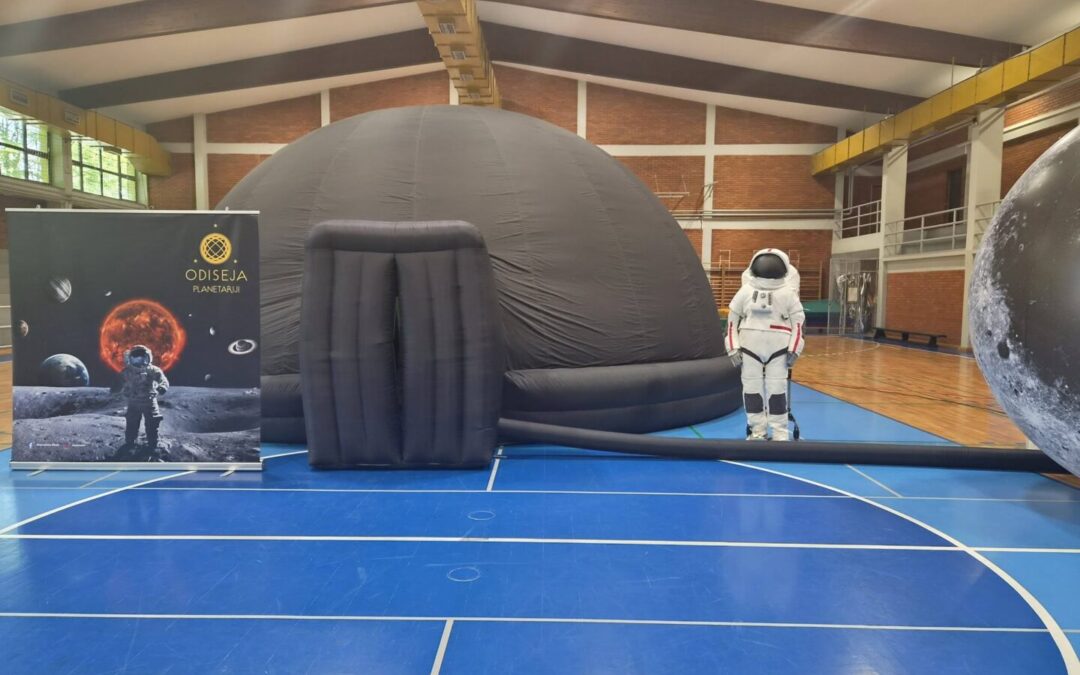 Planetarij Odiseja u našoj školi